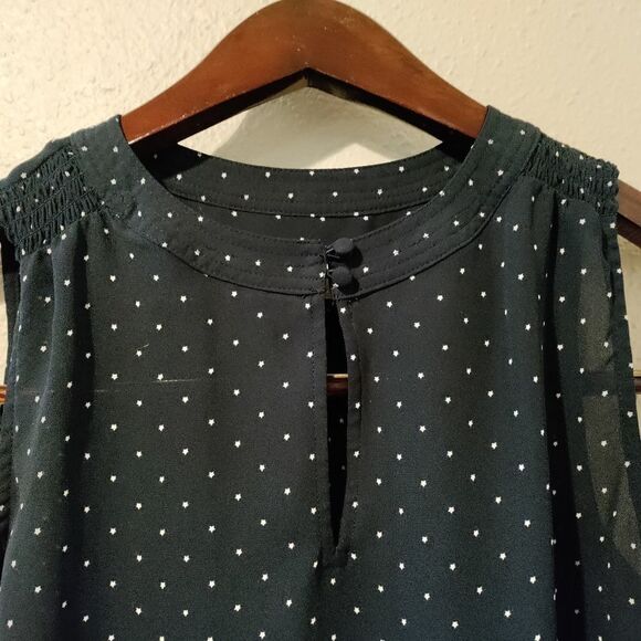 Blouse   - Picture 1 of 4